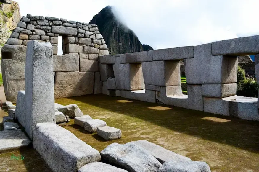 Temple of the Three Windows